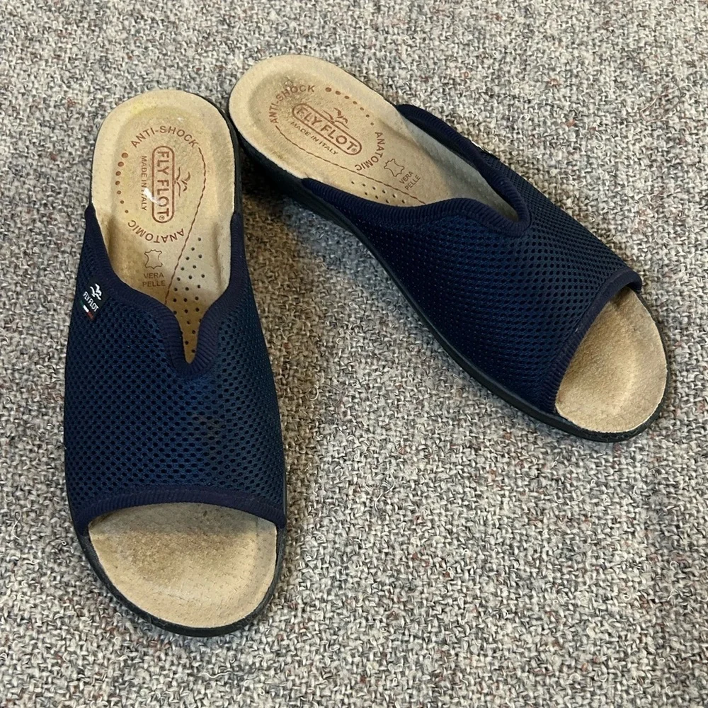Flyflot Slide on Navy Sandal